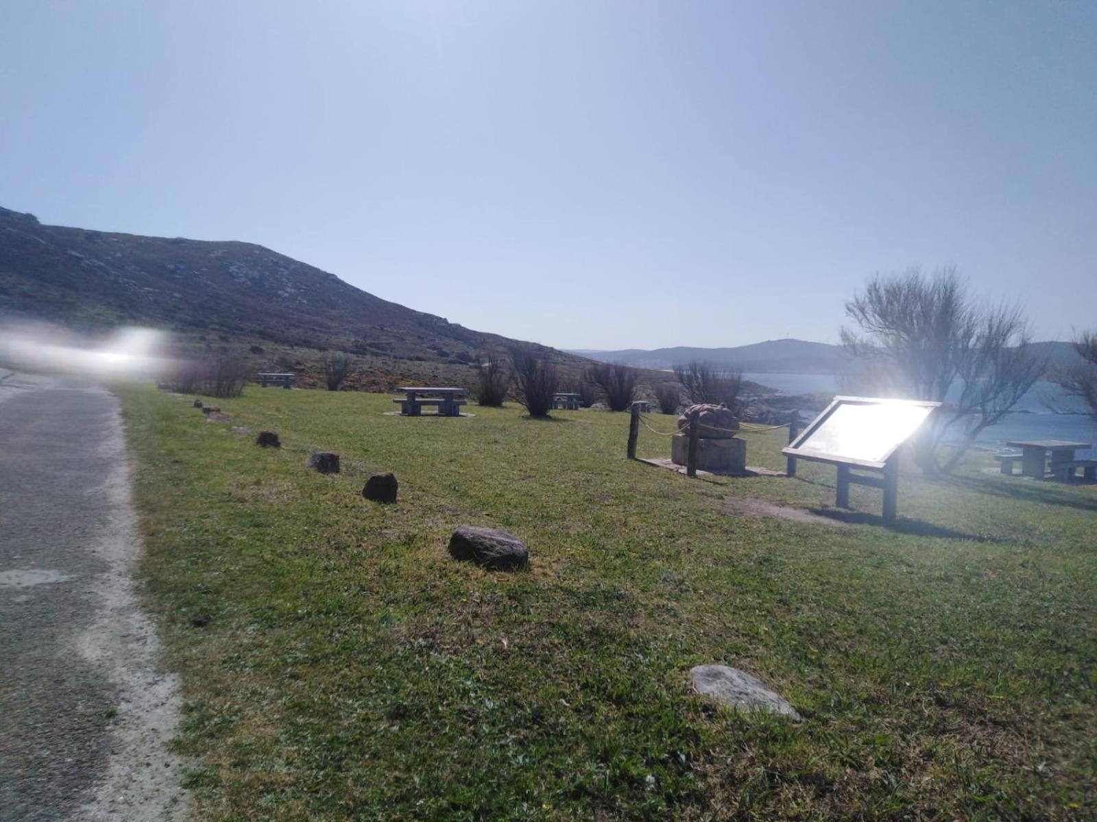 3 Bedroom House Near Lighthouse Hiking Trail *